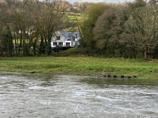 Riverside Stay Gunnislake Екстериор снимка